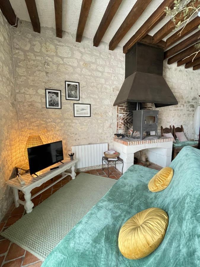Le Relais, La Dormance, Le Bois Dormant Hotel Chateauvieux  Ngoại thất bức ảnh